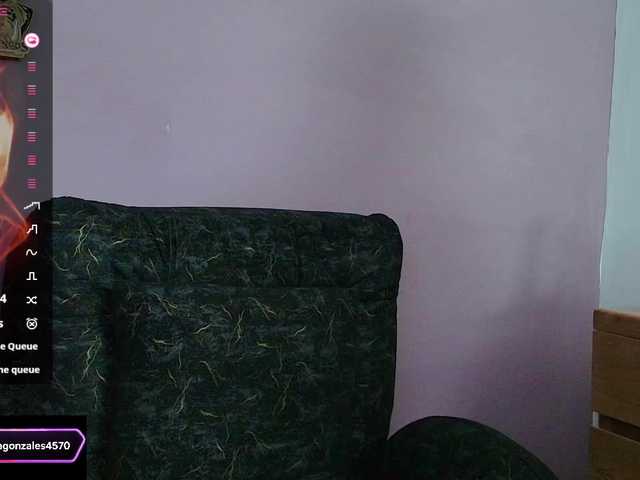 esperancita4570 live cam on BongaCams