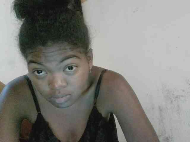 Blacklabelle18 webcam