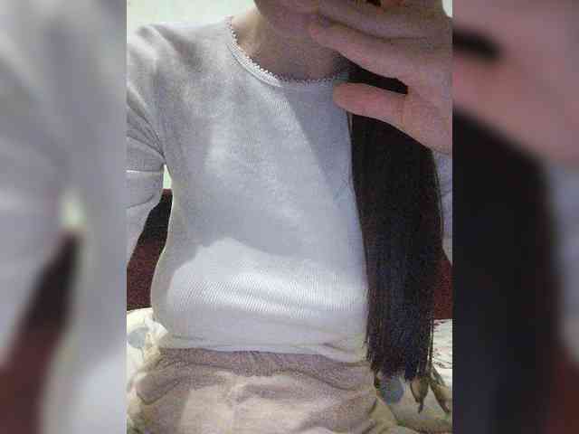 Krasotka_777 webcam