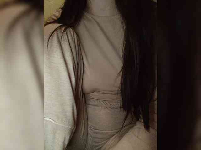 Krasotka_777 webcam