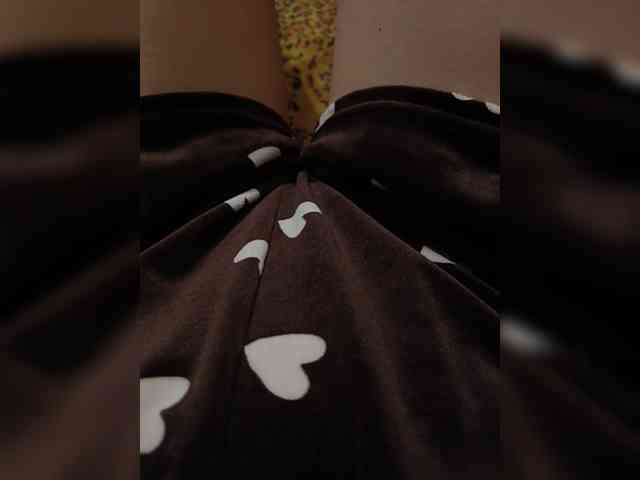 Krasotka_777 webcam