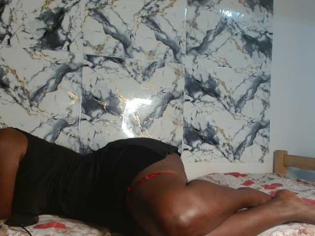 Sassy0319 live cam on BongaCams