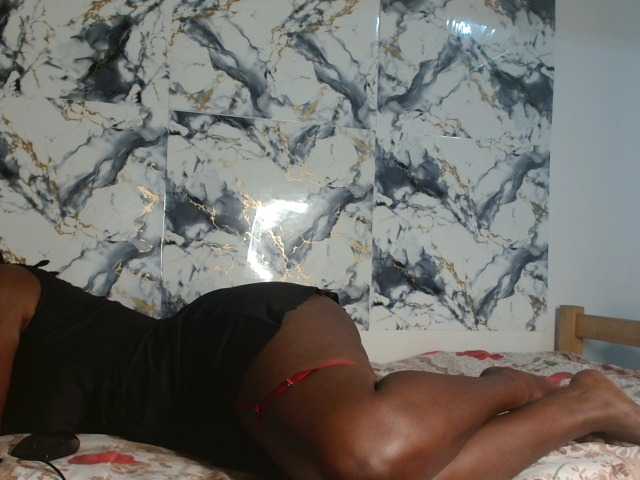Sassy0319 live cam on BongaCams