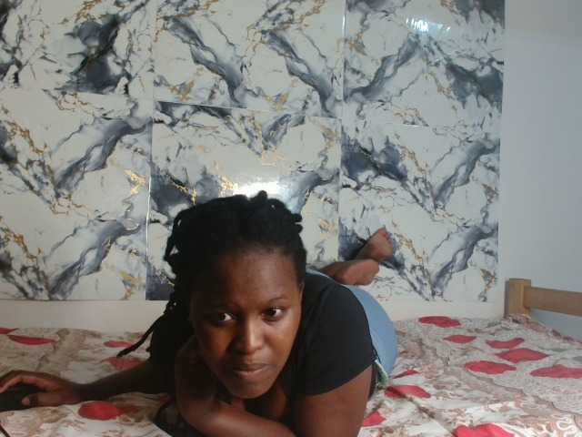Sassy0319 live cam on BongaCams