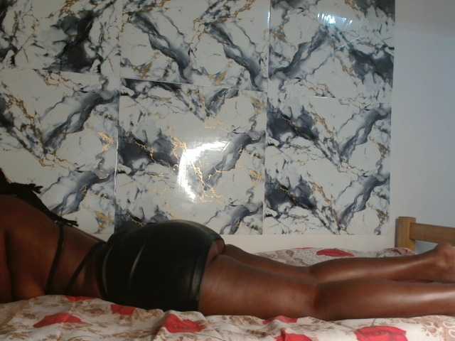 Sassy0319 live cam on BongaCams