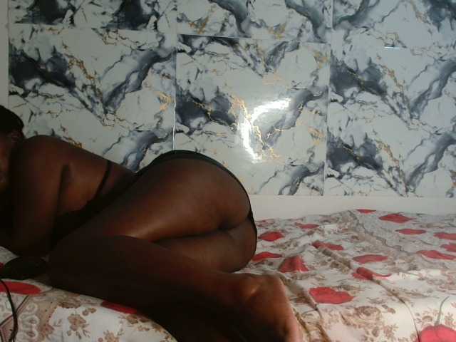 Sassy0319 live cam on BongaCams
