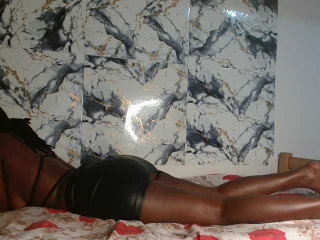 Sassy0319 live cam on BongaCams