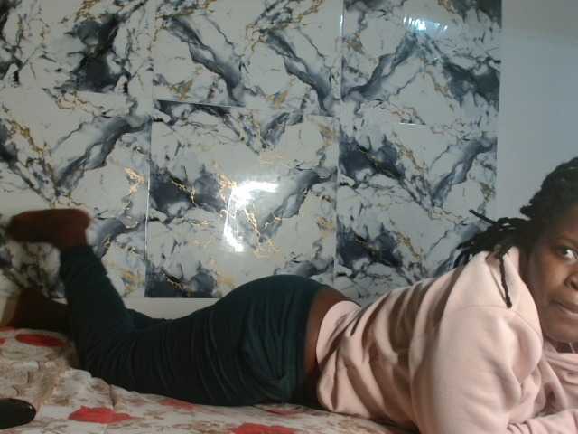 Sassy0319 live cam on BongaCams
