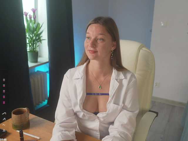 SpecialART live cam on BongaCams
