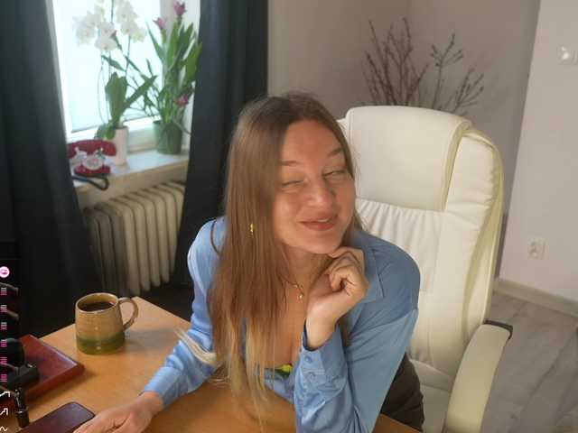 SpecialART live cam on BongaCams