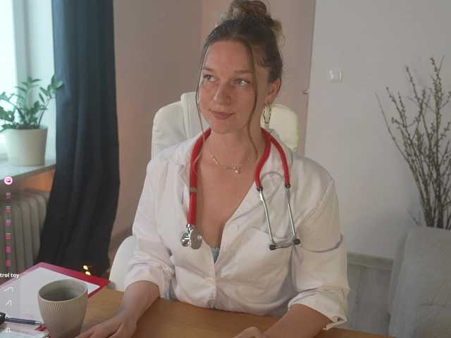 SpecialART live cam on BongaCams
