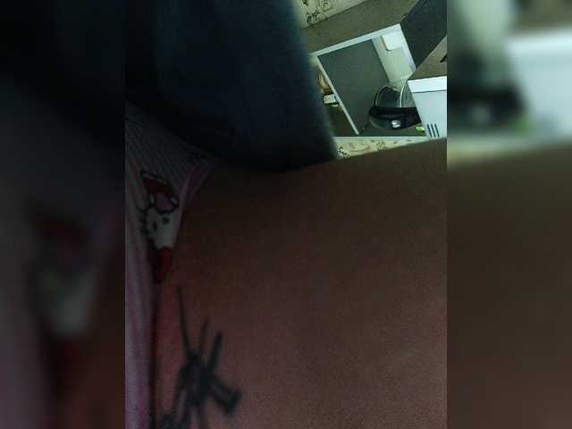 RedFox9595 live cam on BongaCams