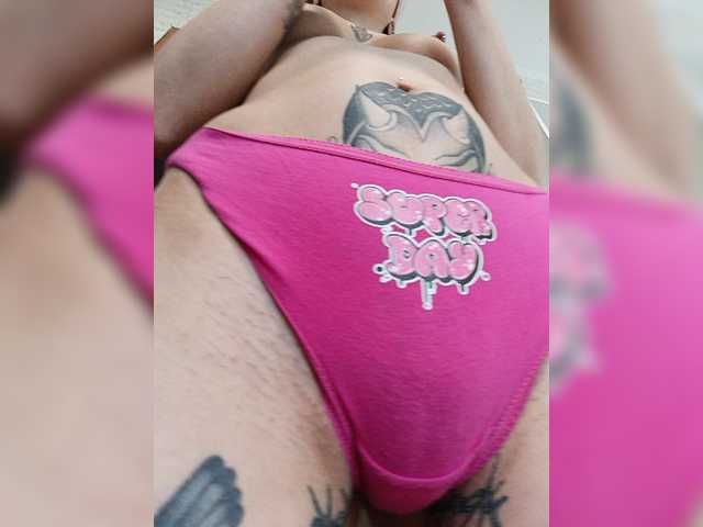 RedFox9595's BongaCams show and profile