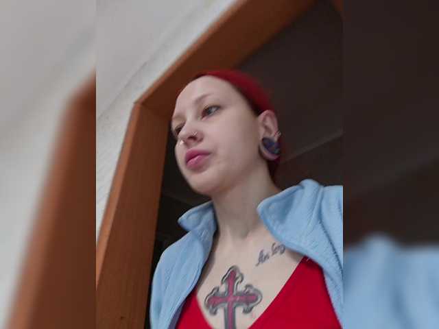 RedFox9595's BongaCams show and profile