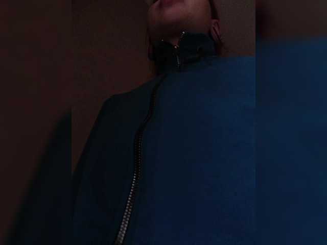 RedFox9595's BongaCams show and profile