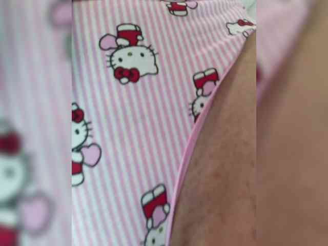 RedFox9595 Live Webcam on BongaCams