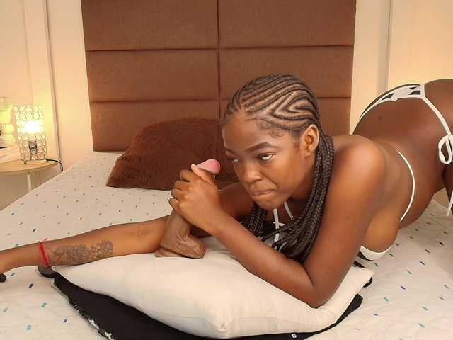 NatashaaTaylor live cam on BongaCams