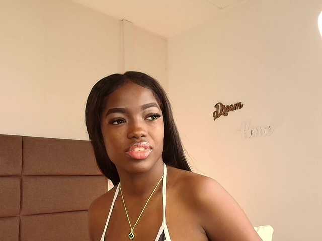 NatashaaTaylor live cam on BongaCams