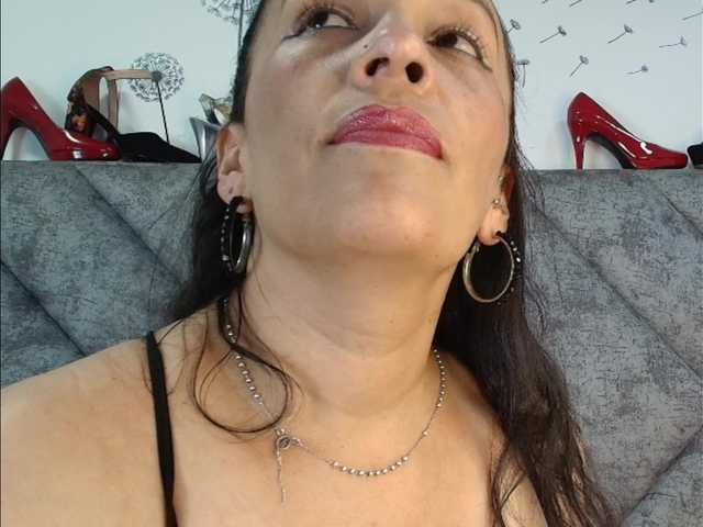ShanteyLaurent live cam on BongaCams