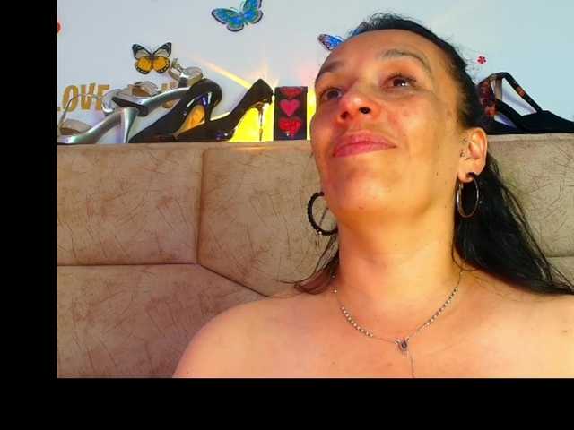 ShanteyLaurent live cam preview