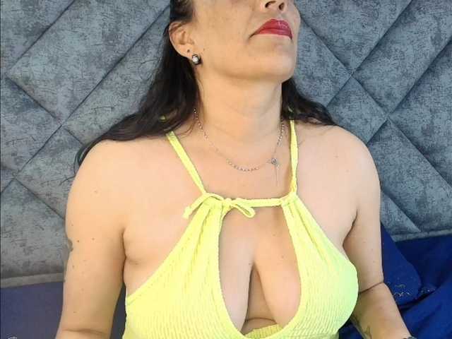 ShanteyLaurent live cam on BongaCams