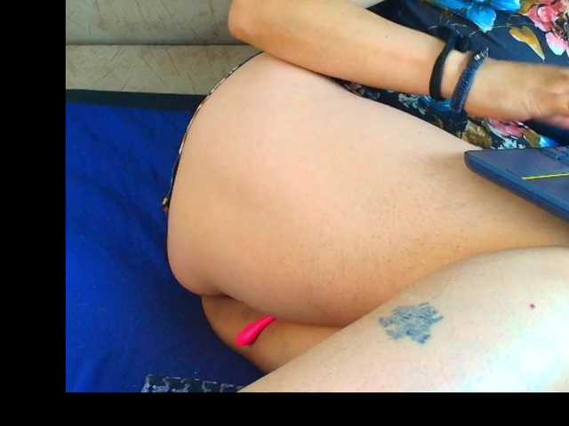 ShanteyLaurent live cam on BongaCams