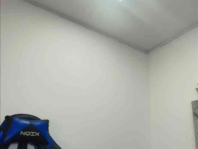 ShanteyLaurent webcam