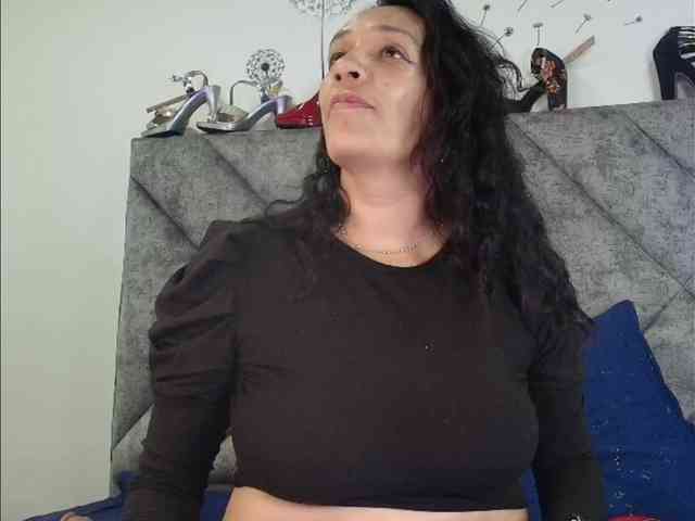ShanteyLaurent webcam