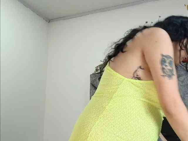 ShanteyLaurent webcam