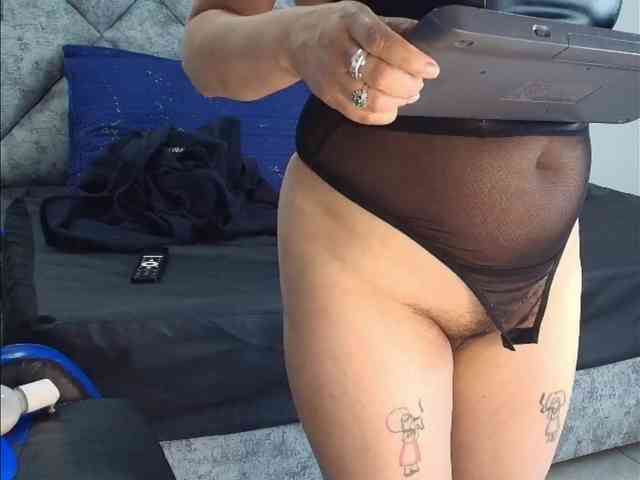 ShanteyLaurent webcam