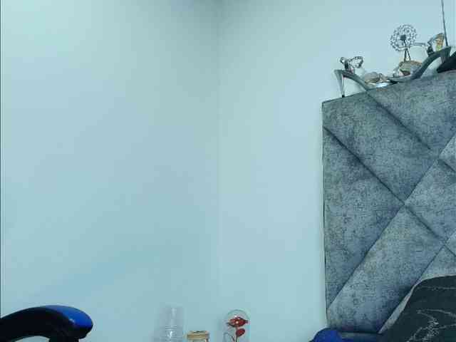 ShanteyLaurent webcam