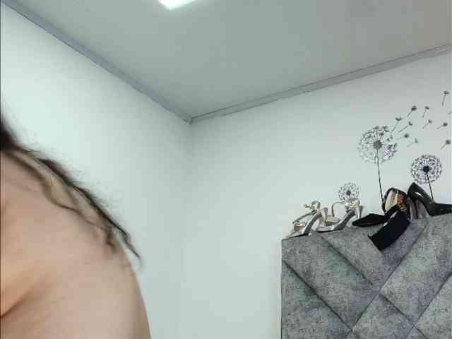 ShanteyLaurent webcam