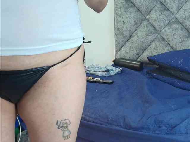 ShanteyLaurent webcam
