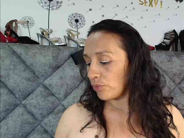 ShanteyLaurent webcam