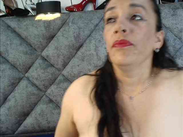 ShanteyLaurent webcam