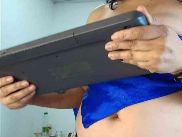 ShanteyLaurent webcam