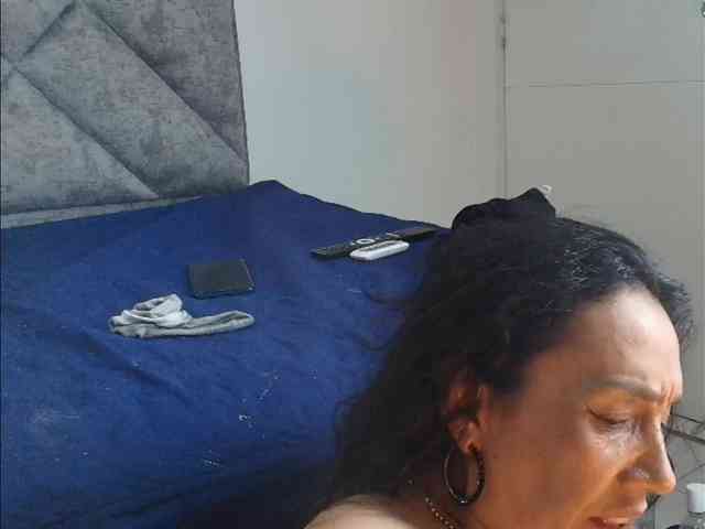 ShanteyLaurent webcam