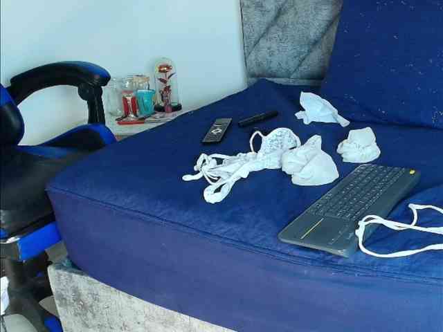 ShanteyLaurent webcam