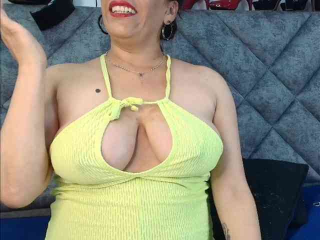 ShanteyLaurent webcam
