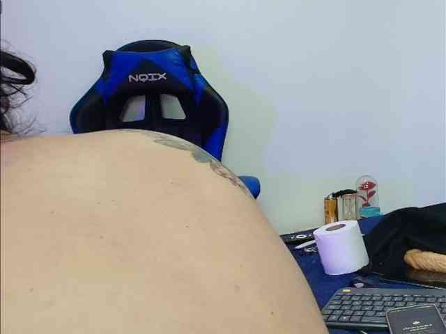 ShanteyLaurent webcam
