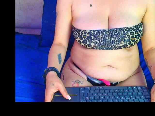 ShanteyLaurent webcam