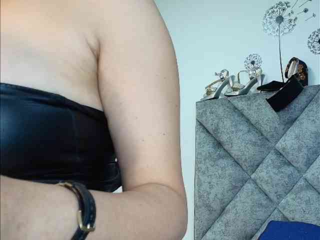 ShanteyLaurent webcam