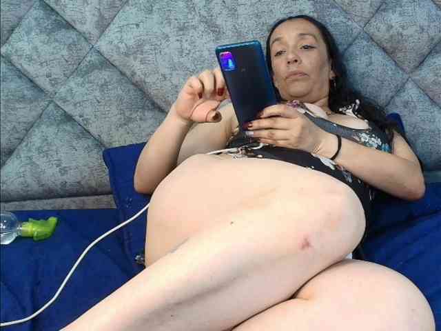 ShanteyLaurent webcam
