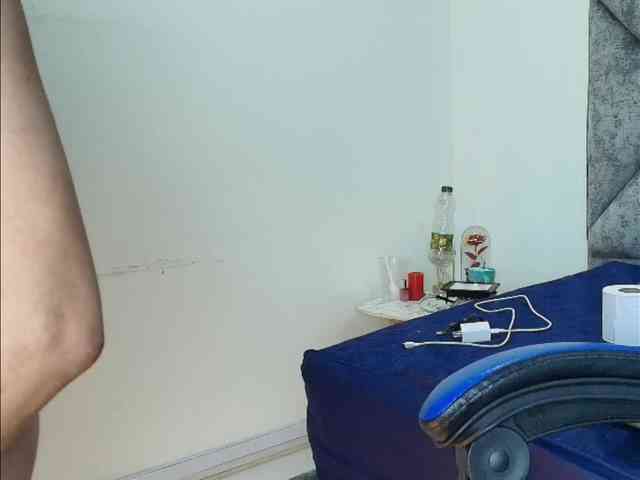 ShanteyLaurent webcam