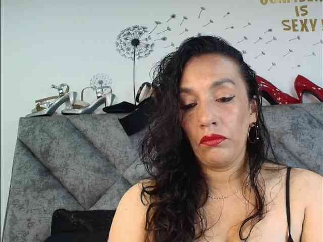 ShanteyLaurent webcam