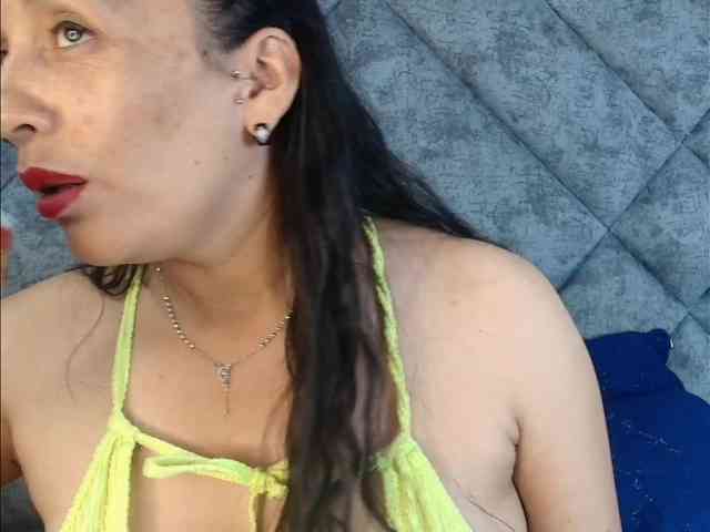 ShanteyLaurent webcam