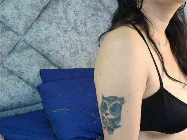 ShanteyLaurent webcam