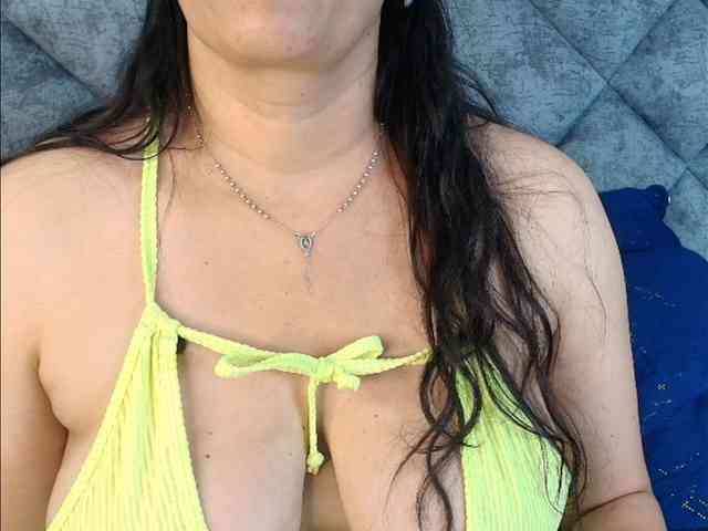 ShanteyLaurent webcam