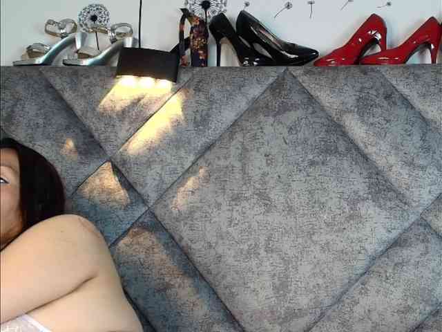 ShanteyLaurent webcam