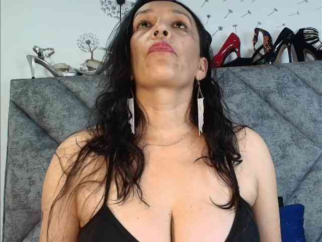 ShanteyLaurent webcam
